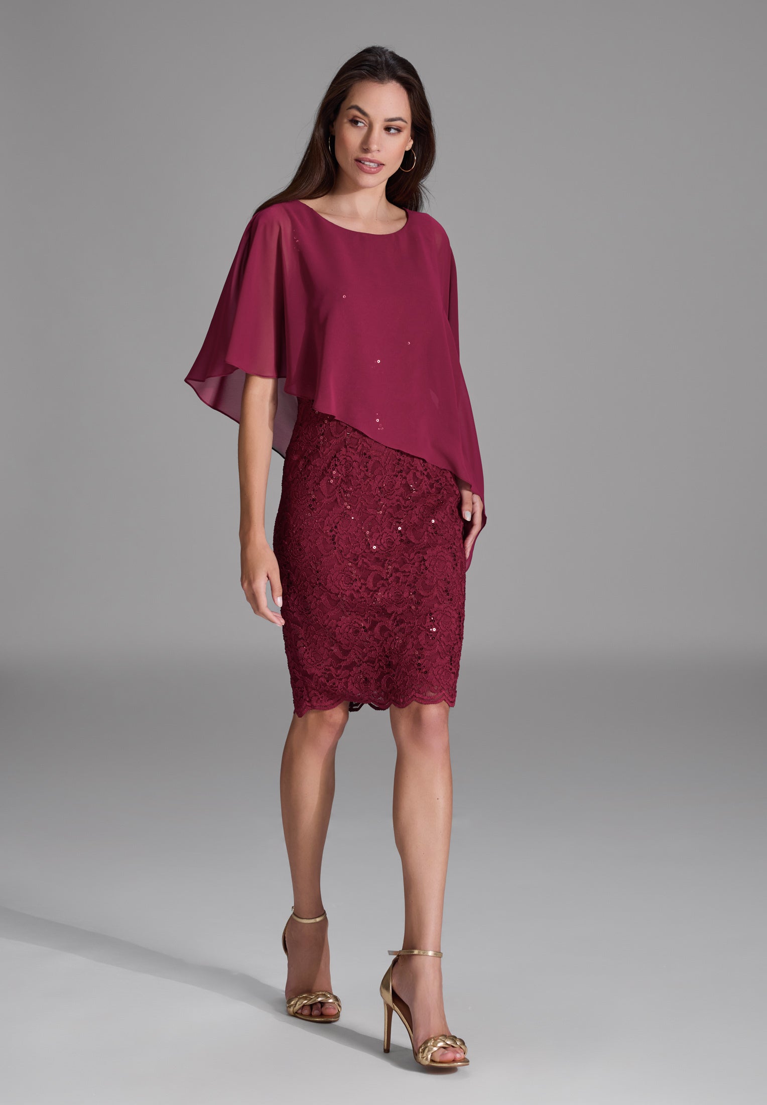 Cocktailkleid mit Überwurf