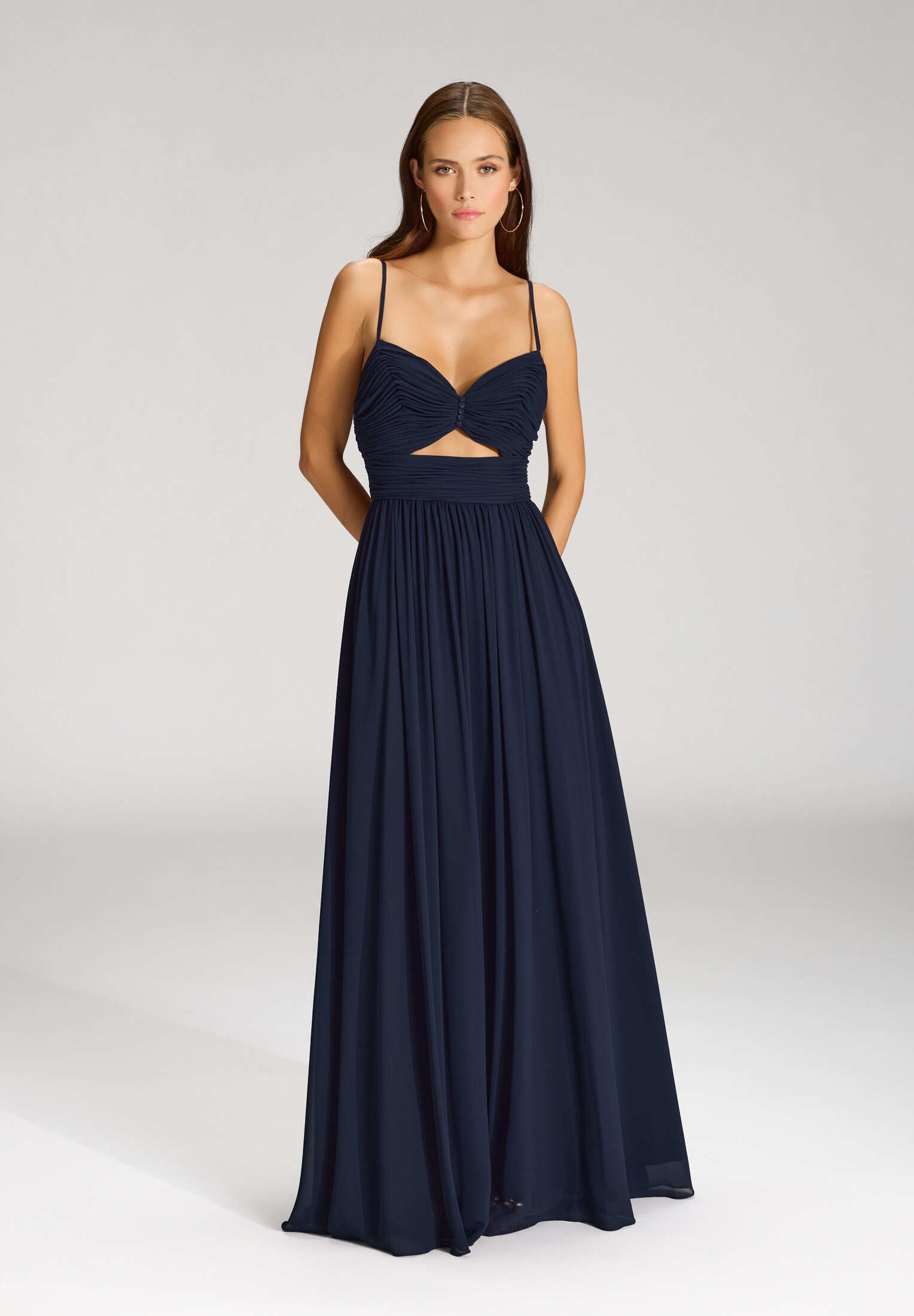 Chiffonkleid mit Cut-Out Detail und feiner Raffung navy