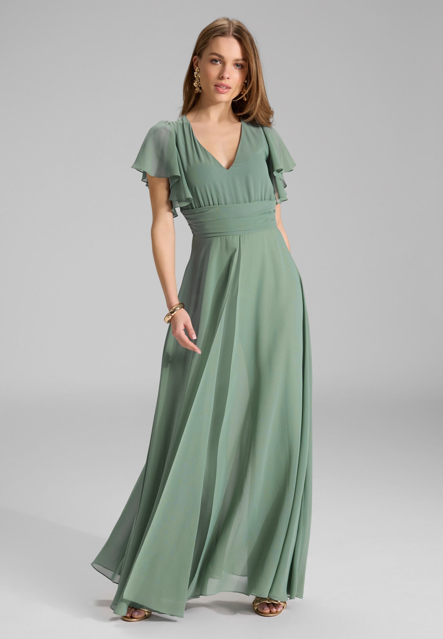 Chiffon Jumpsuit mit Überrock und Volantärmeln pistachio green