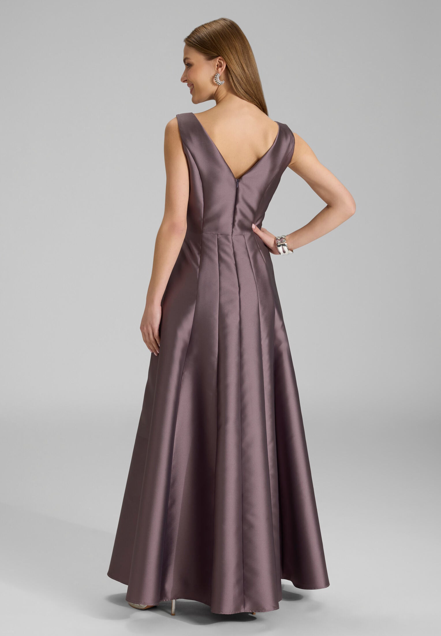 Abendkleid aus Twill mit Taschen