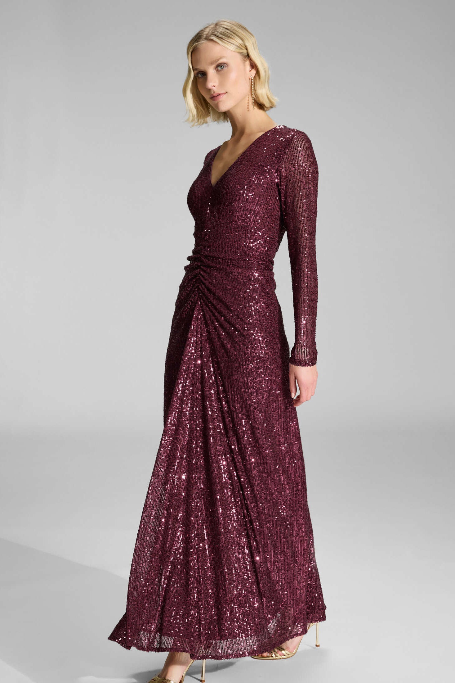 Gerafftes Abendkleid aus elastischer Paillette