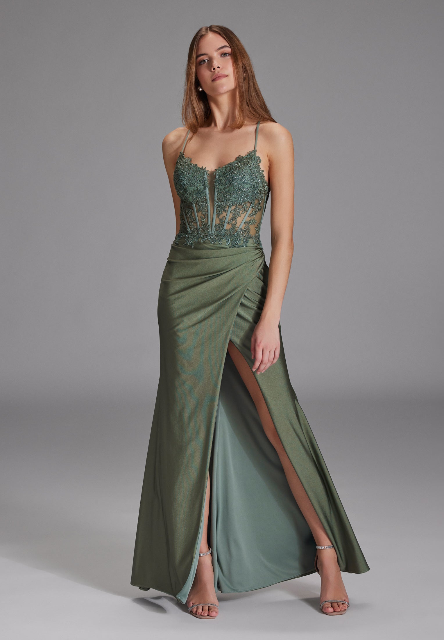 Bodycon Kleid mit Spitzenstickerei und Beinschlitz matcha green