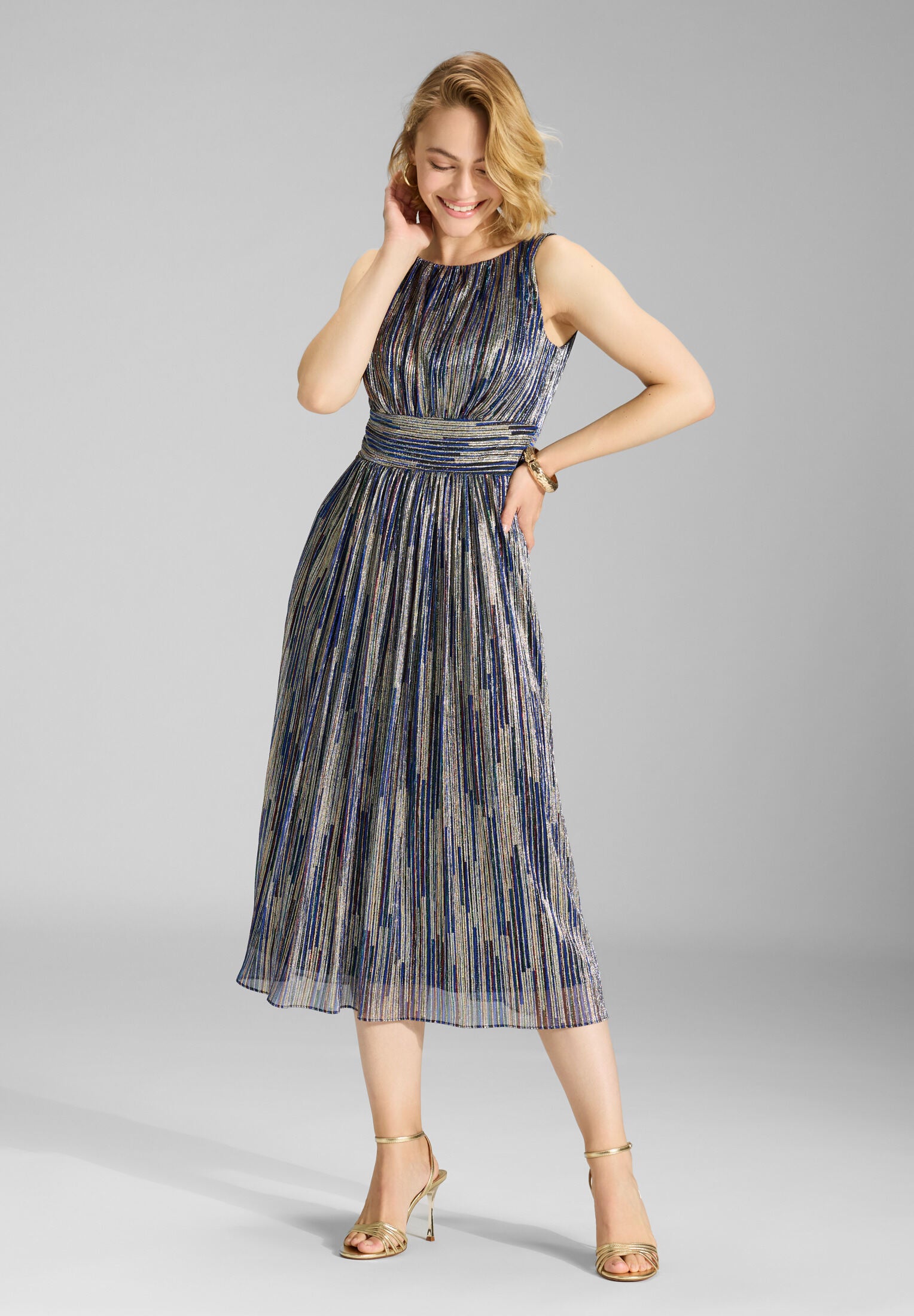 Cocktailkleid aus Plissee navy | multi