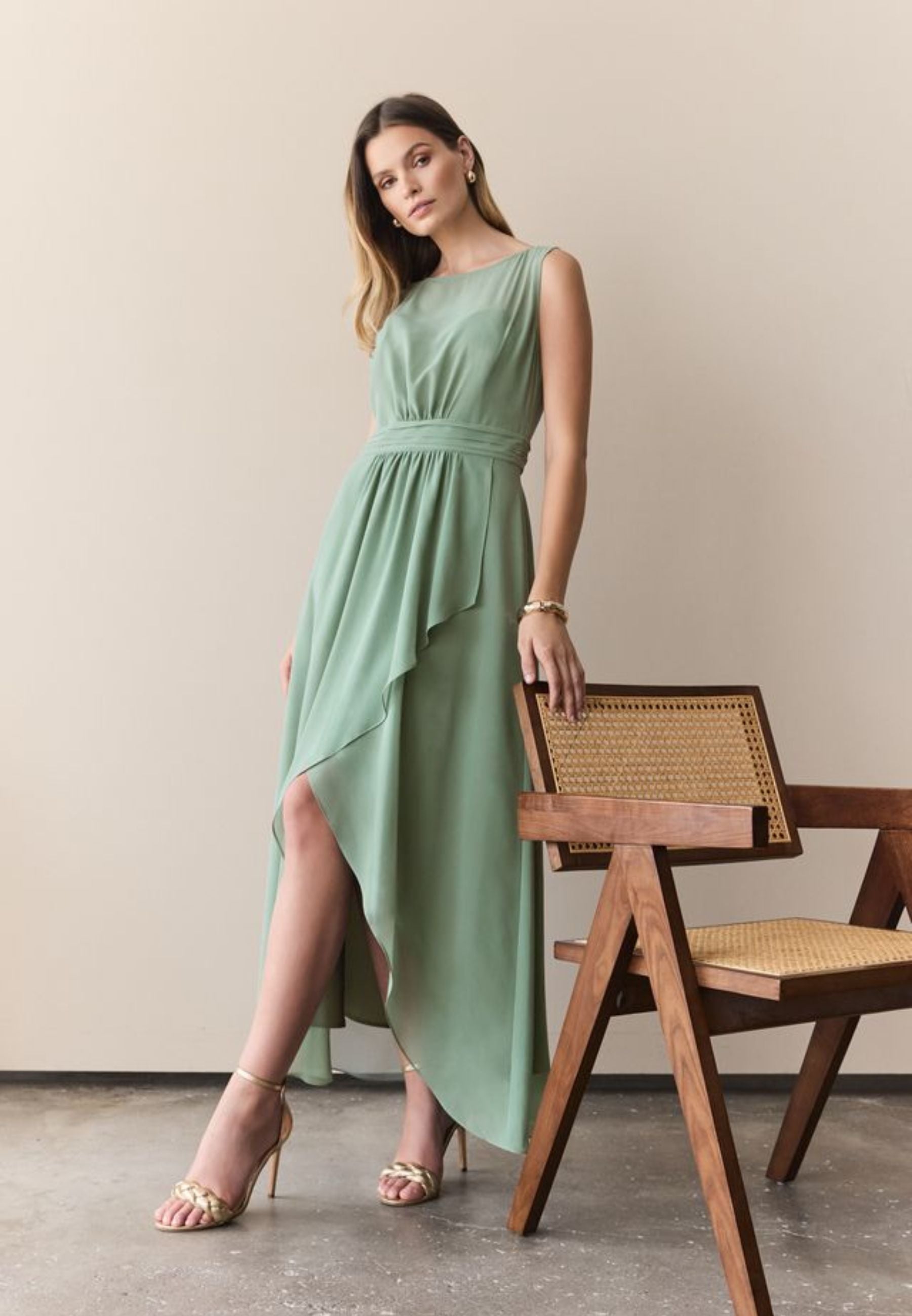 Abendkleid aus Chiffon mit Vokuhila Saum