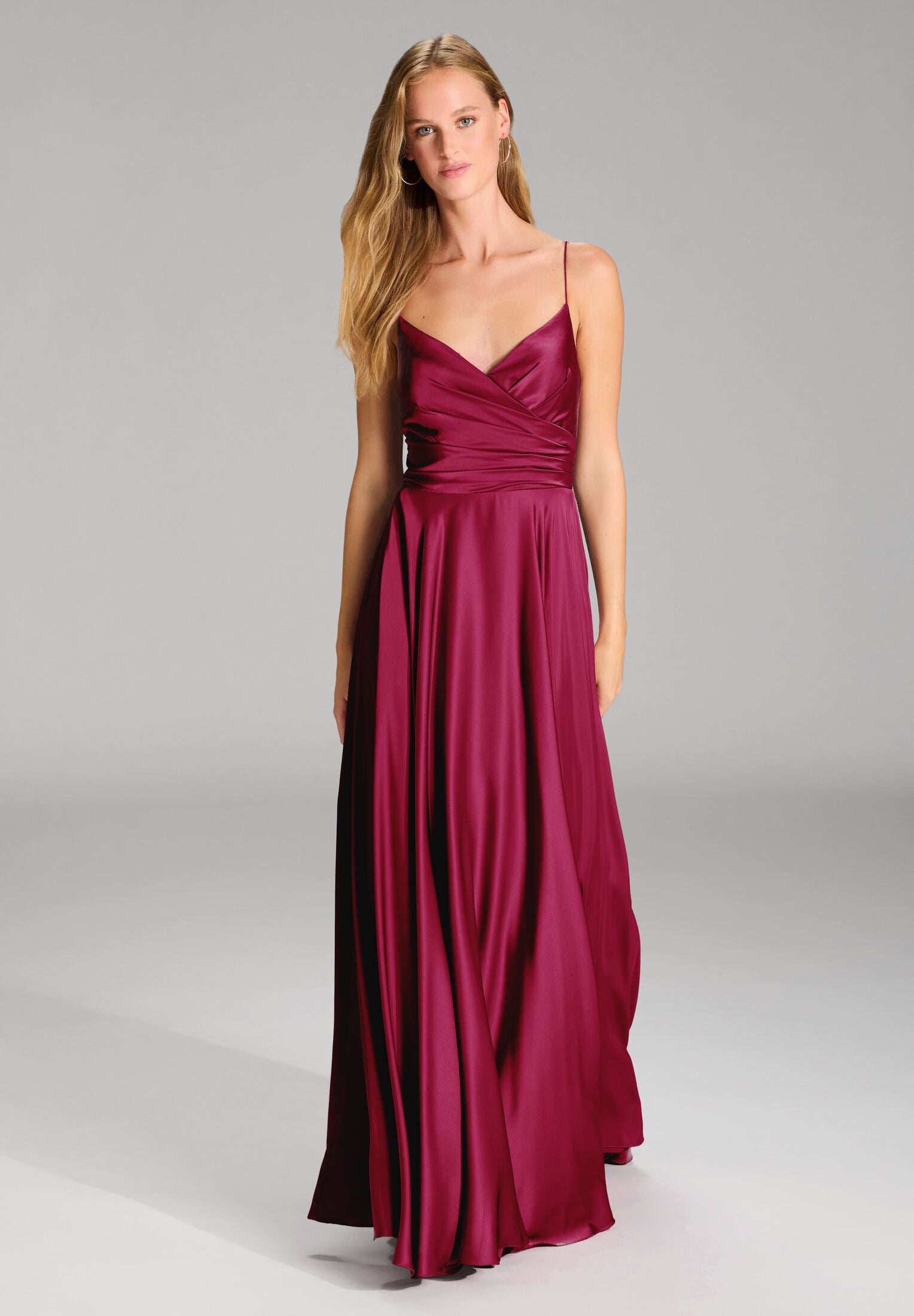 Satinkleid mit Schnürung am Rücken mulberry