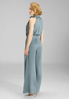 Jumpsuit mit Schluppe aus gehämmertem Satin