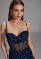 Paillettenkleid mit Taillenpart in See-through Optik