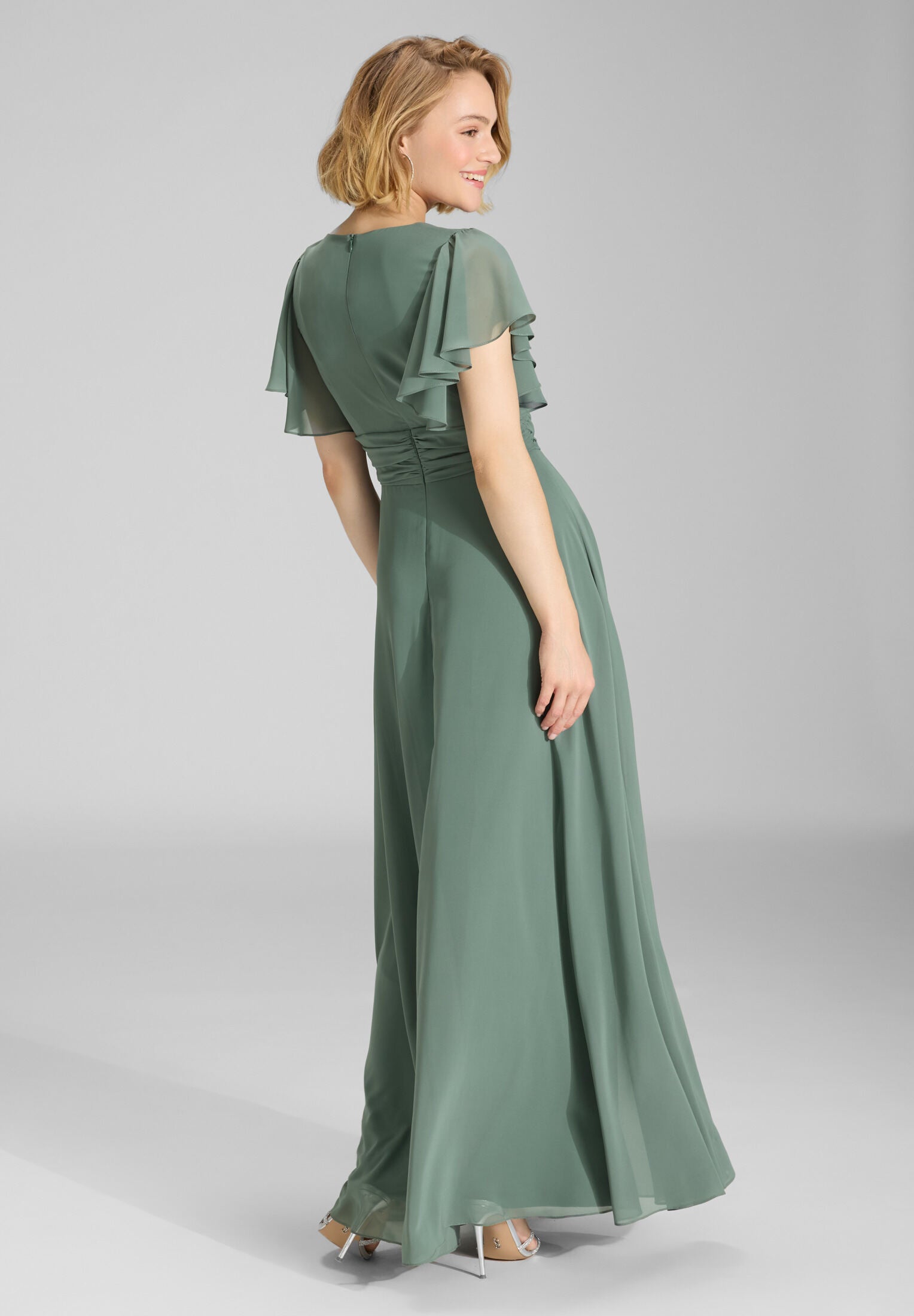 Chiffon Jumpsuit mit Überrock und Volantärmeln