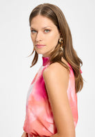 Cocktail Kleid aus bedrucktem Chiffon mit Volant am Saum