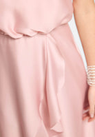 Cocktailkleid aus Satin mit Volant