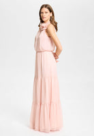 Abendkleid aus Crinkle Chiffon mit Stufenrock