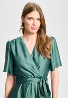 Cocktailkleid aus Satin in Wickel Optik