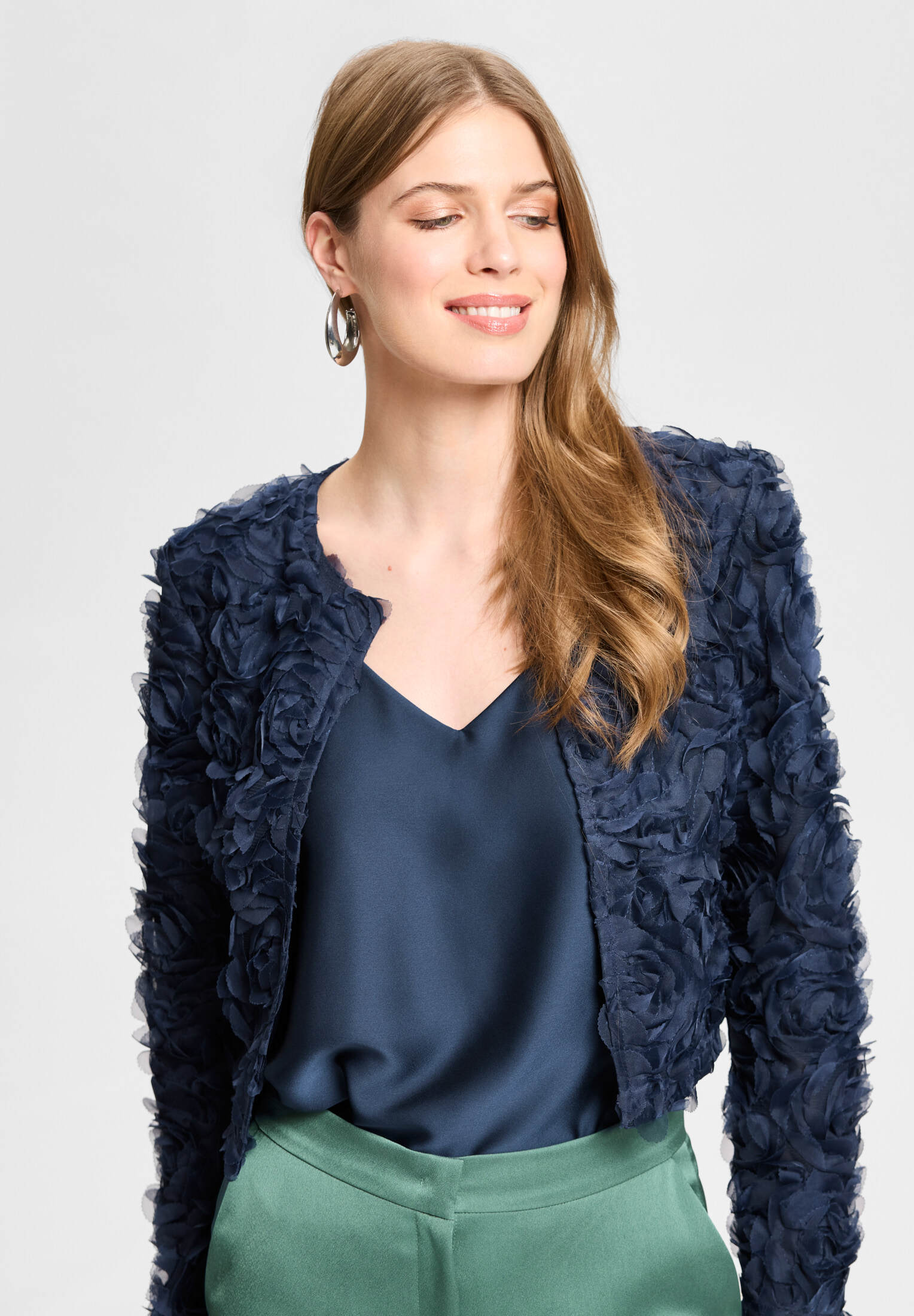 Jacke aus Blütenstoff