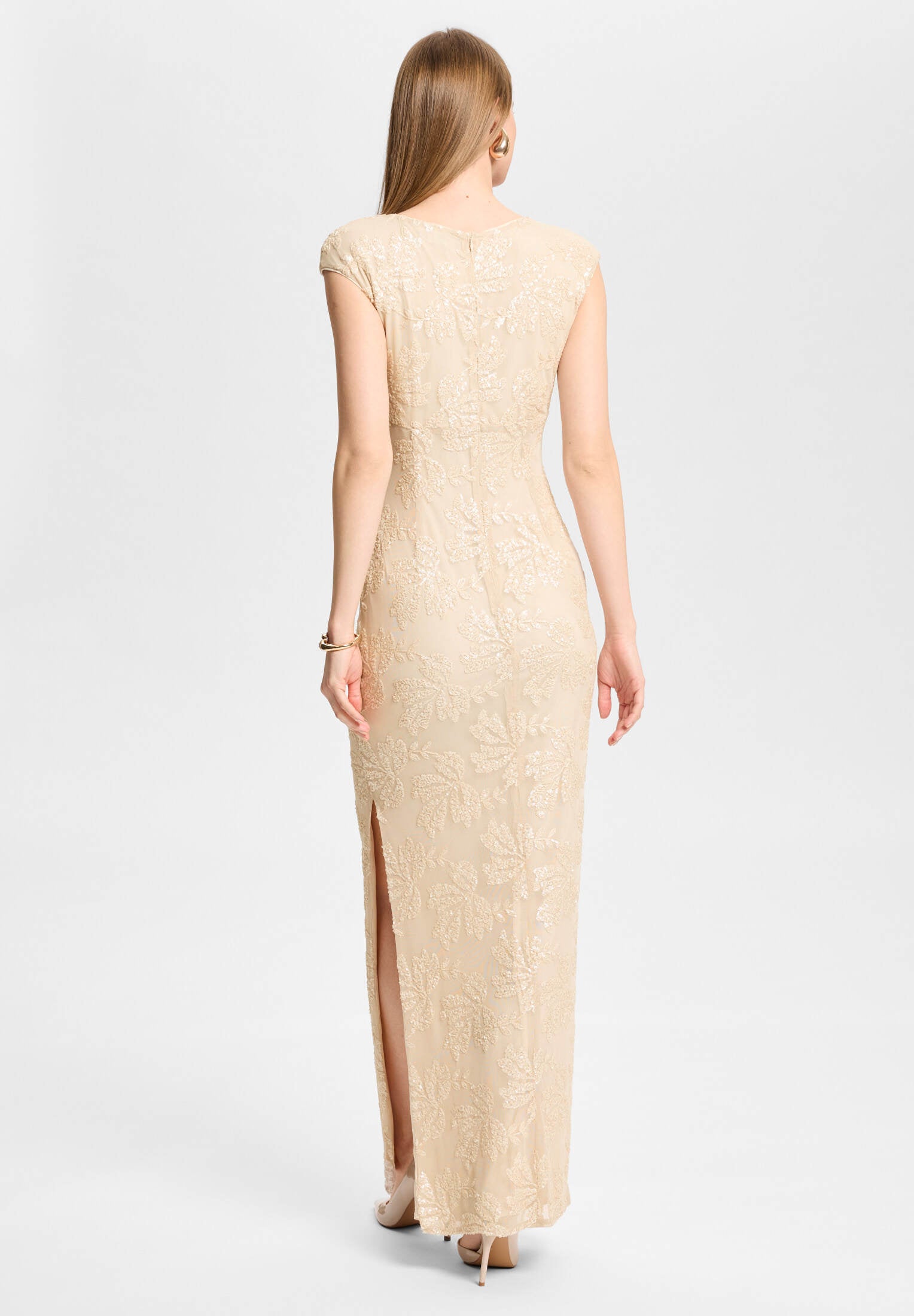 Abendkleid aus besticktem Mesh