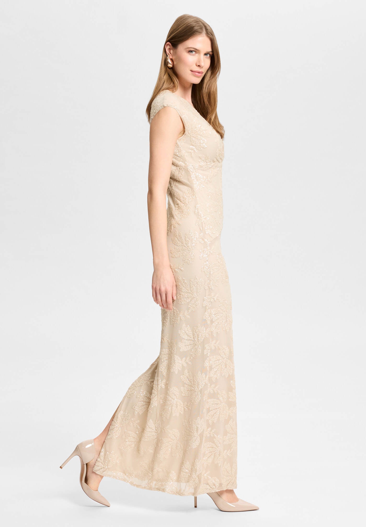 Abendkleid aus besticktem Mesh
