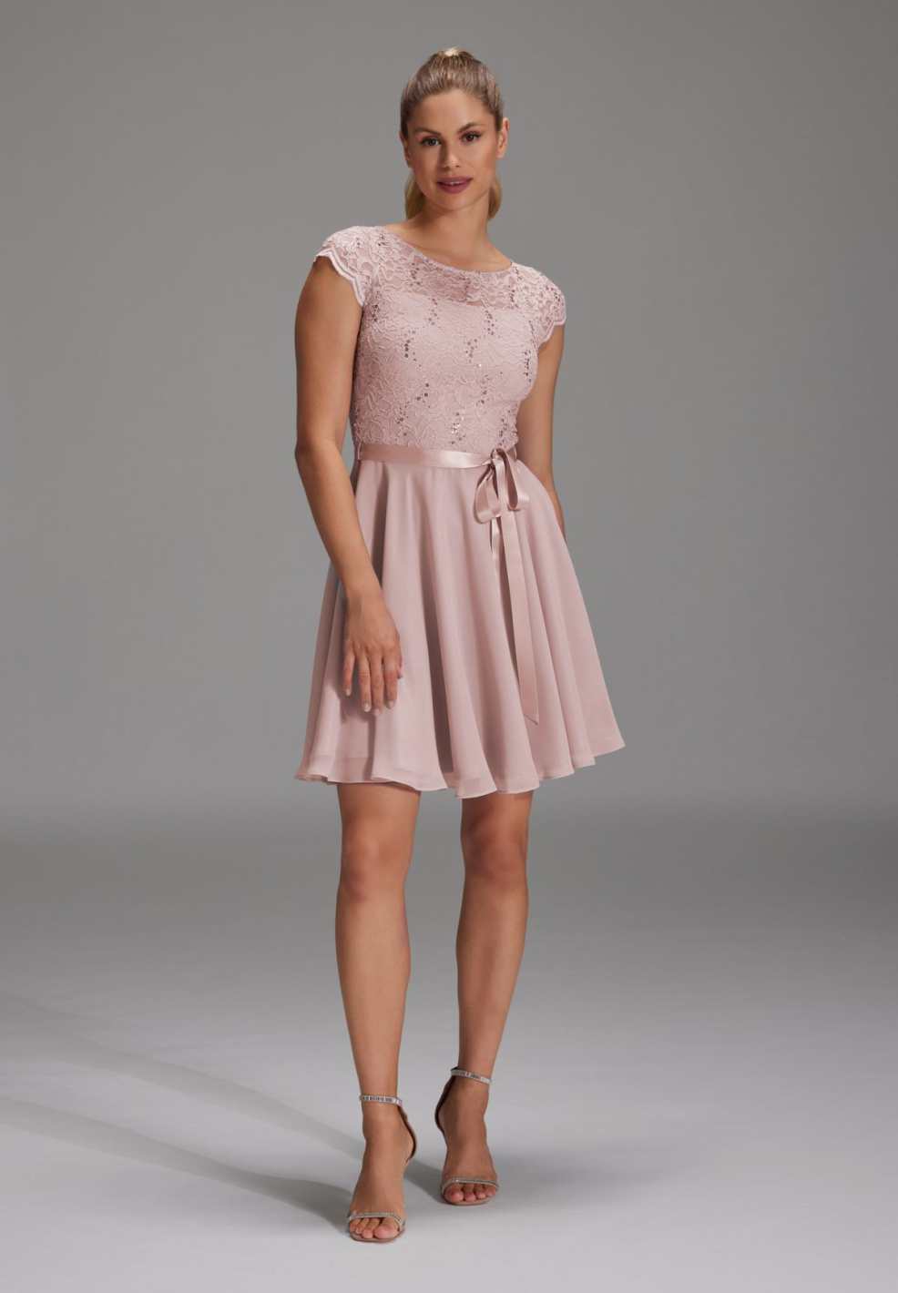 Kleid mit paillettenbesetztem Spitzenoberteil peach blush