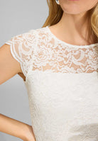 Kleid mit paillettenbesetztem Spitzenoberteil