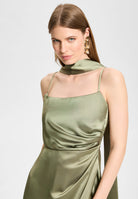 Abendkleid aus Stretch Satin