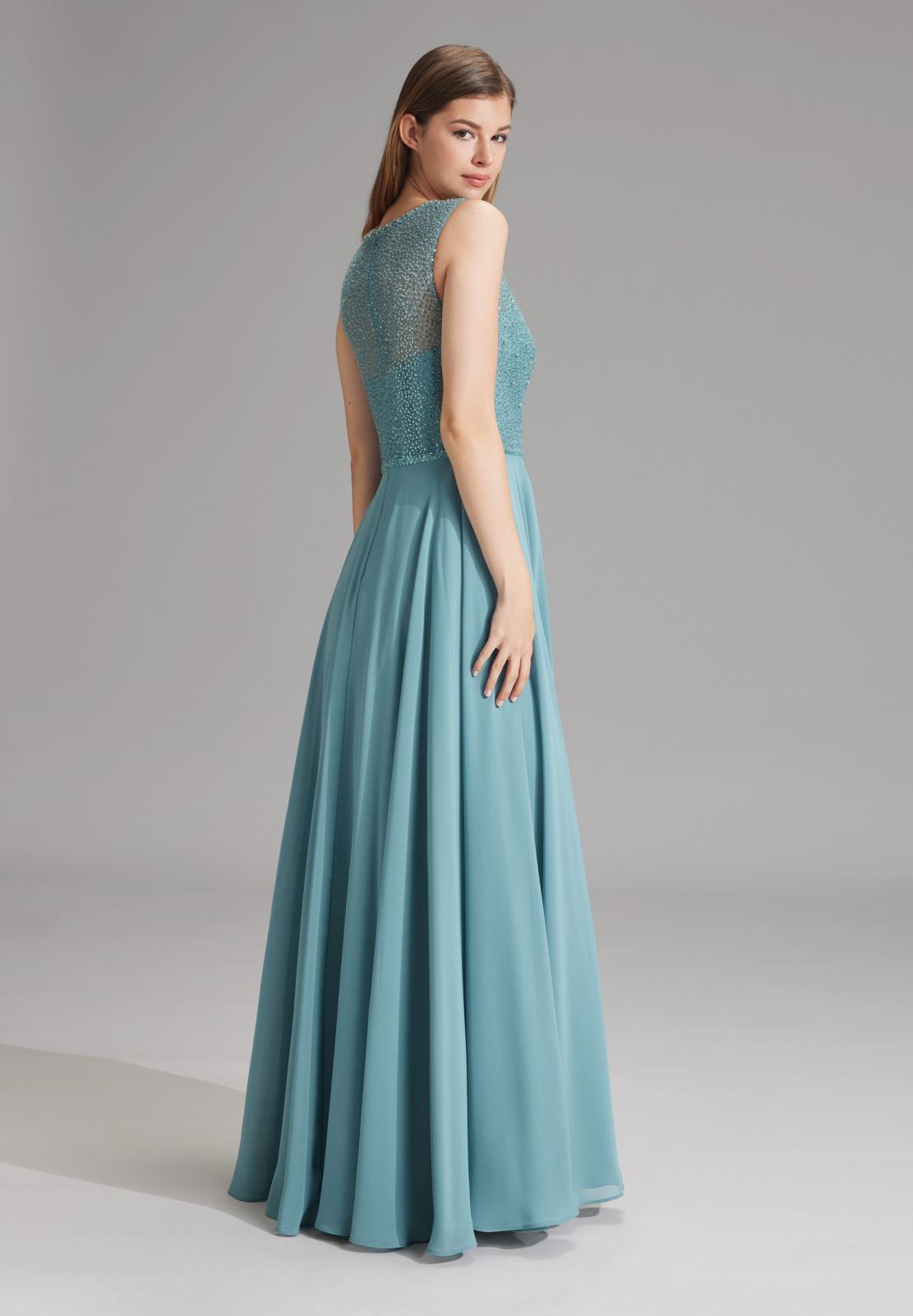 Abendkleid aus Material-Mix