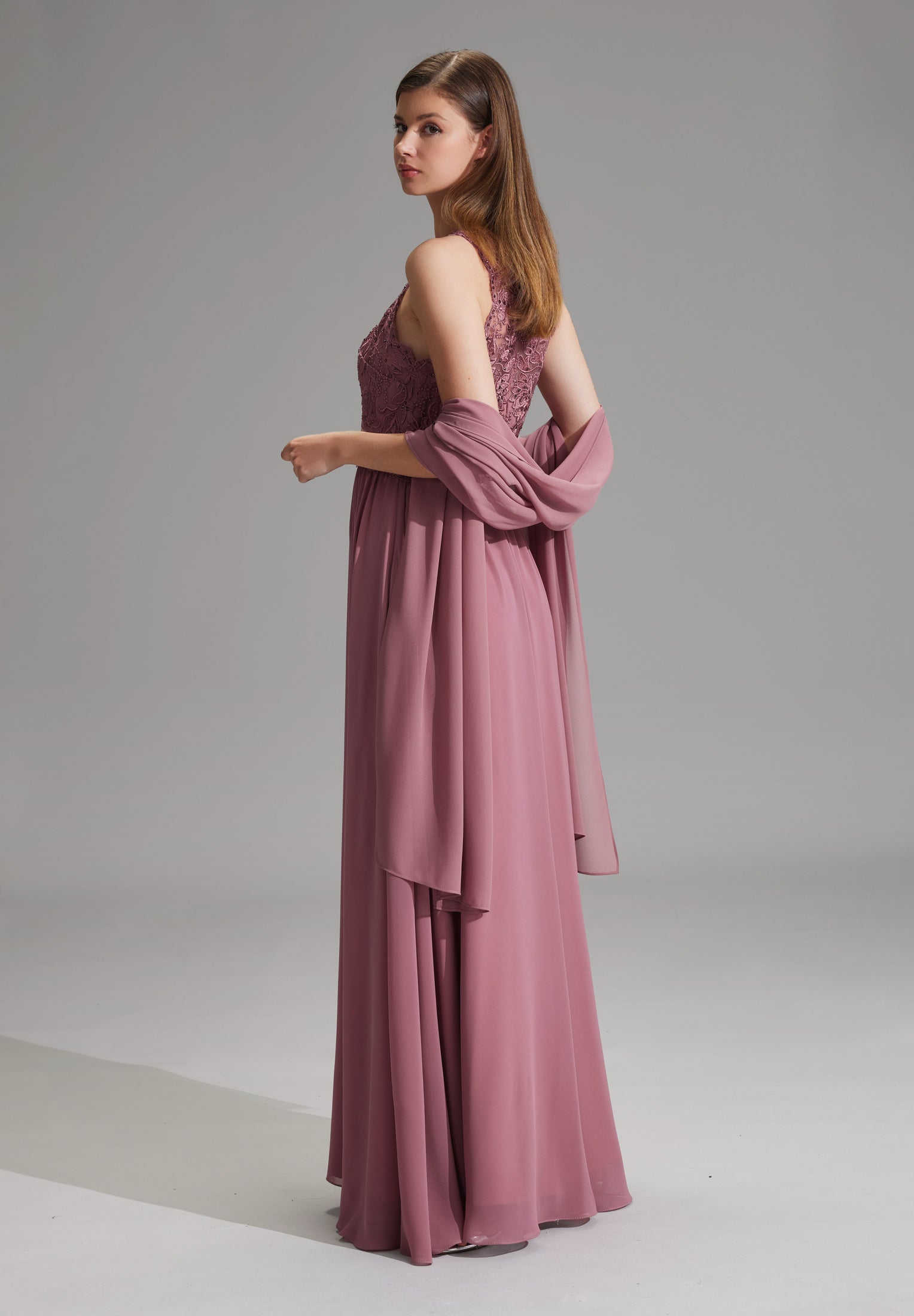 Zarte Chiffon-Stola im geraden Schnitt