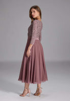 Cocktailkleid aus Material-Mix