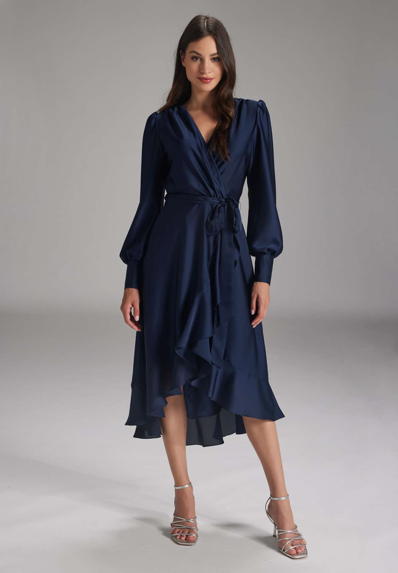 Vokuhila-Kleid mit blusigen Ärmeln navy