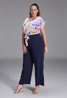 Jumpsuit aus Material Mix