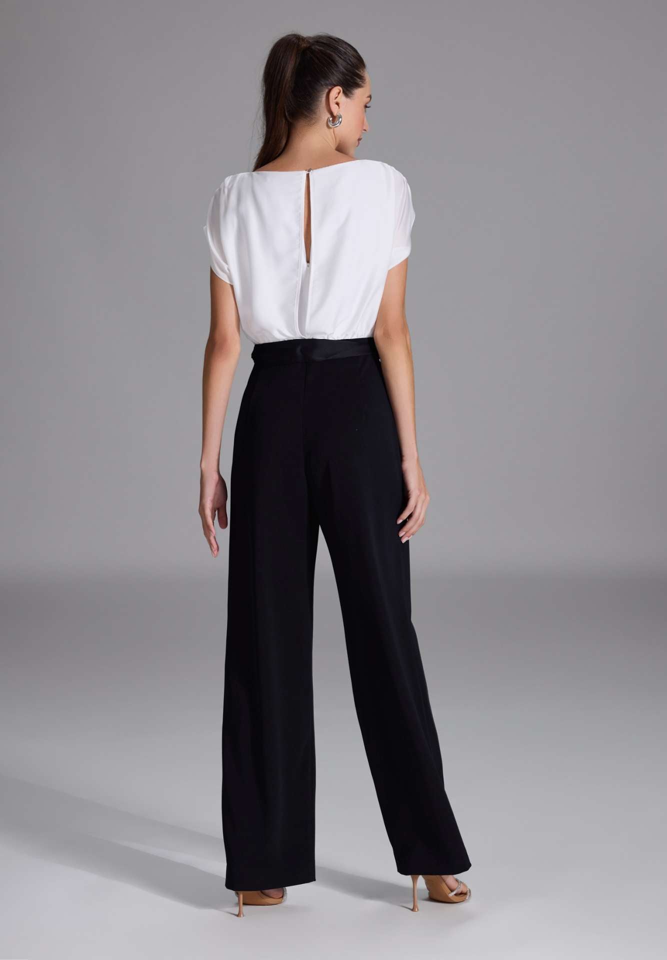 Jumpsuit aus Material-Mix