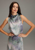 Cocktailkleid aus bedrucktem Satin mit Drapierungen an der Schulter