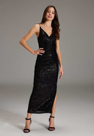 Abendkleid aus elastischer Paillette mit Spagetti Trägern und seitlichem Schlitz