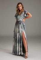 Abendkleid aus bedrucktem Satin mit gerüschten Ärmeln eucalyptus green ivory