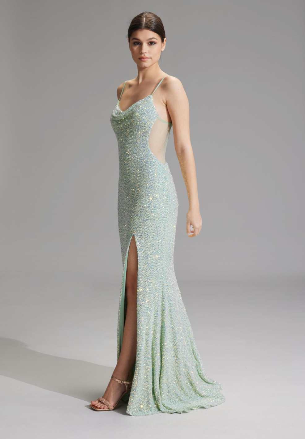 Slipdress mit transparenter Rückenpartie