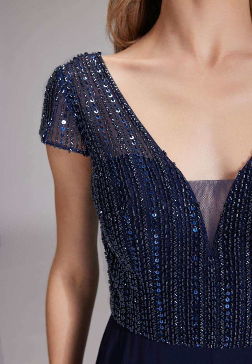 Jumpsuit mit Stickerei und kleinem Ärmelansatz