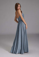 Schimmerndes Abendkleid mit Drapierung