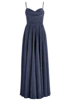 Schimmerndes Abendkleid mit Drapierung