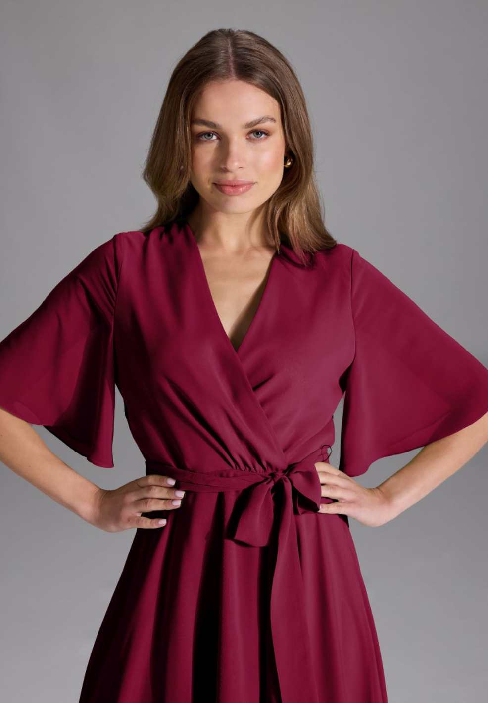 Chiffon Kleid in Wickel Optik mit Vokuhila Saum