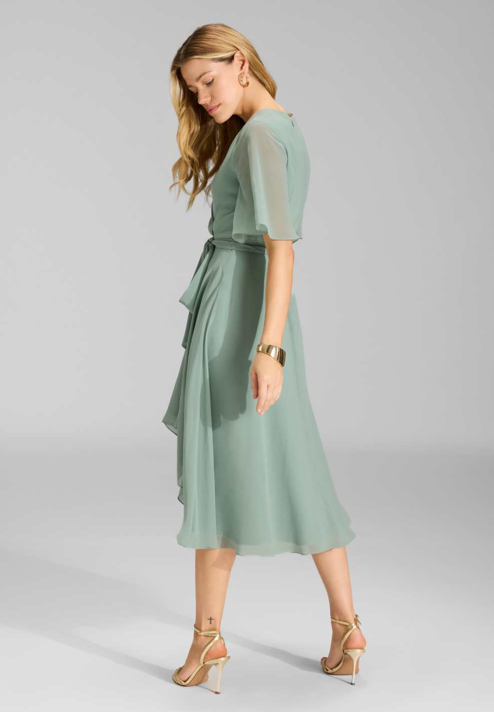 Chiffon Kleid in Wickel Optik mit Vokuhila Saum