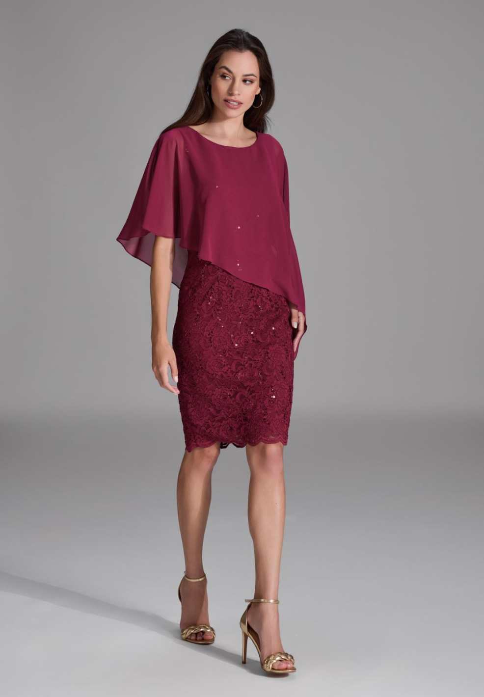 Pailletten-Kleid mit asymmetrischem Chiffon-Überwurf