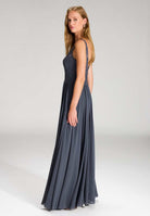 Chiffonkleid mit Spitzenstickerei