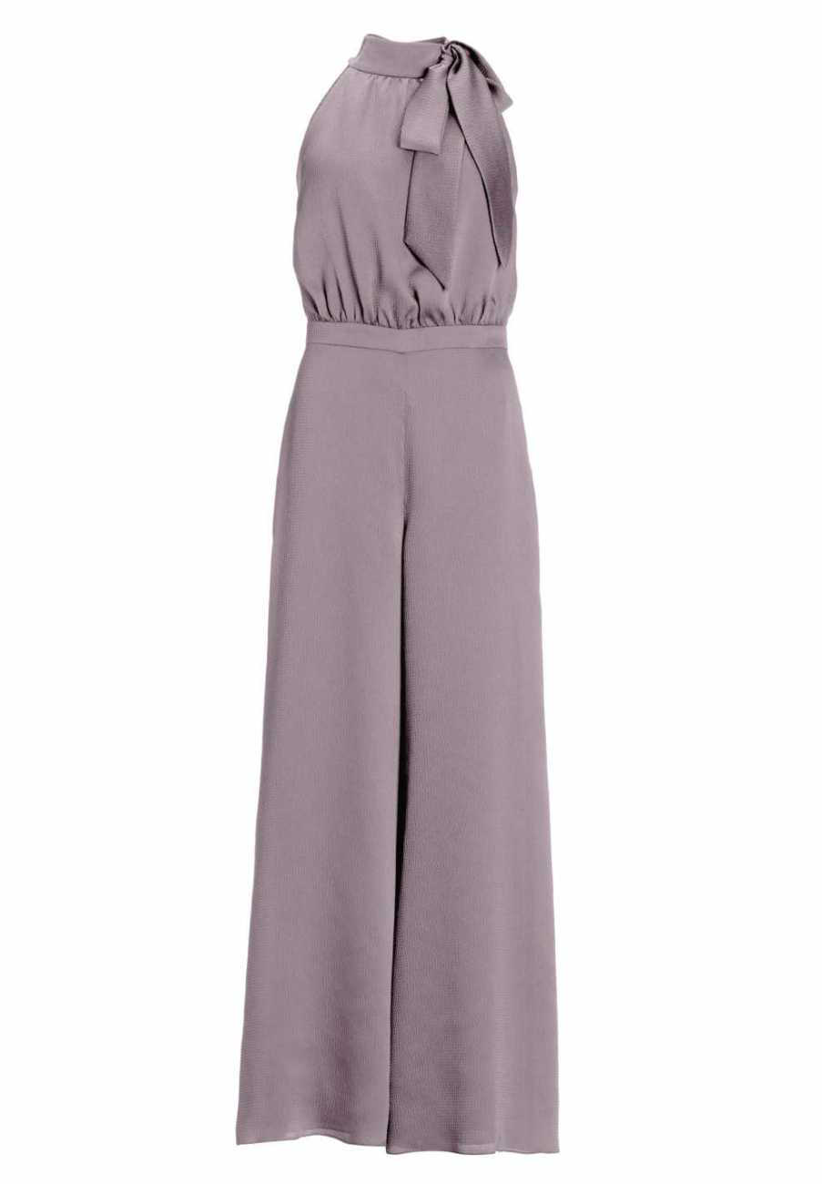 Jumpsuit mit Schluppe aus gehämmertem Satin