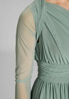 Bolero aus Mesh mit Raffblende