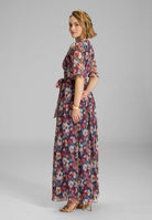 Maxikleid mit Flügelärmeln aus Chiffon mit Ikat Print