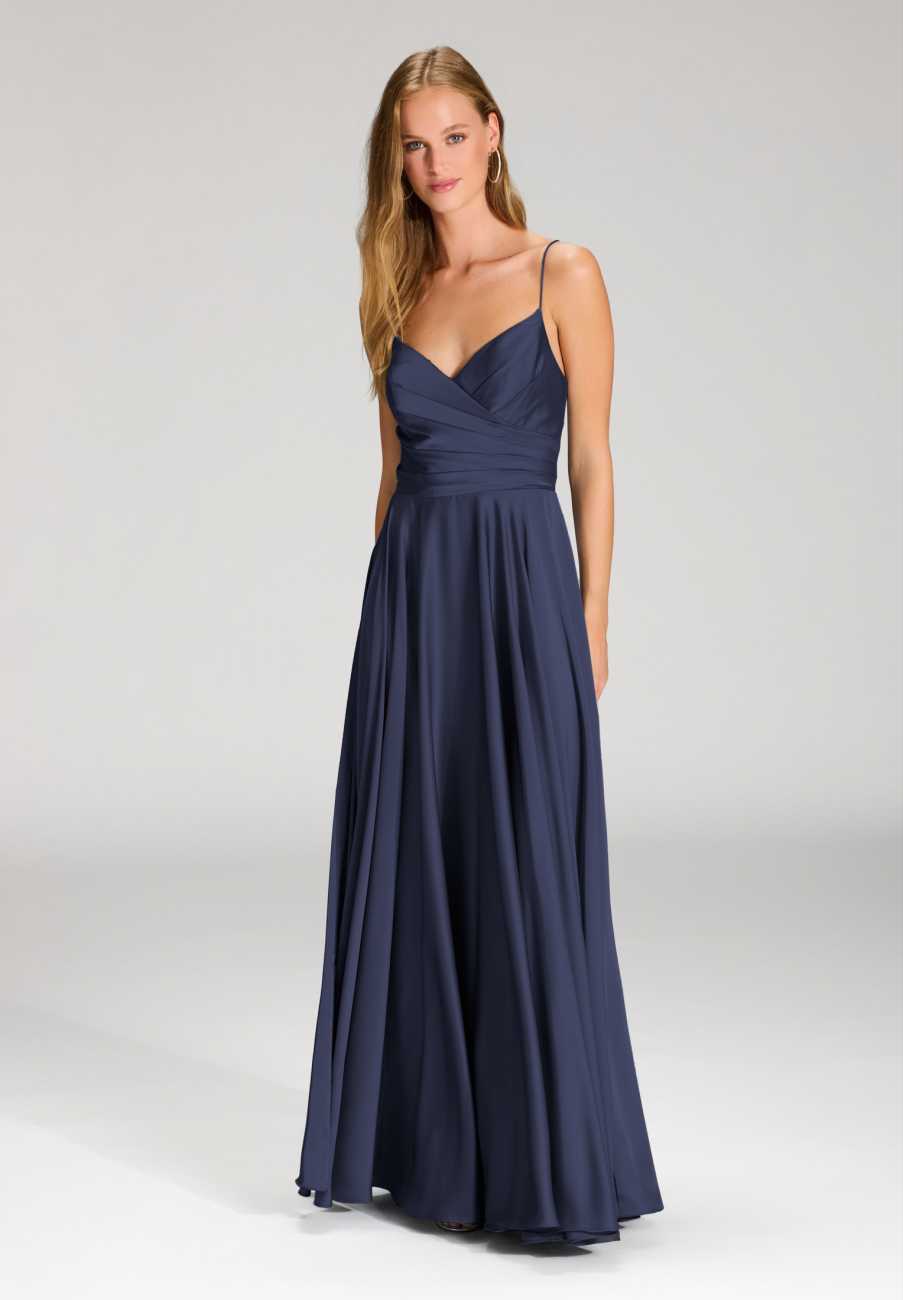 Satinkleid mit Schnürung am Rücken