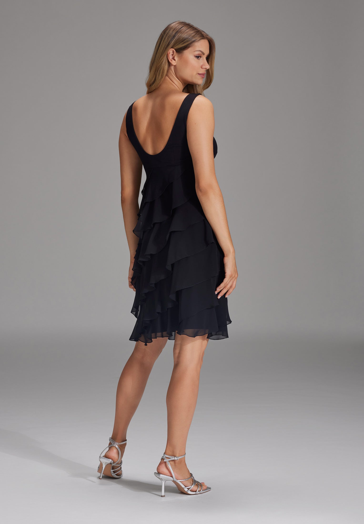 Cocktailkleid aus Materialmix