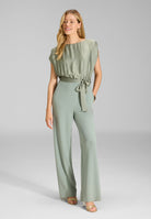 Jumpsuit aus Material-Mix soft green