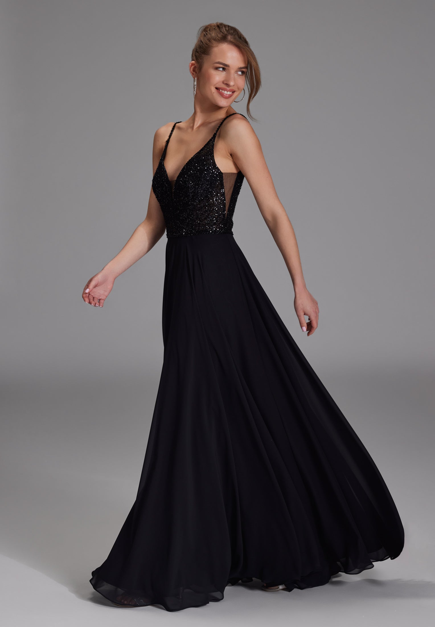 Abendkleid aus Materialmix