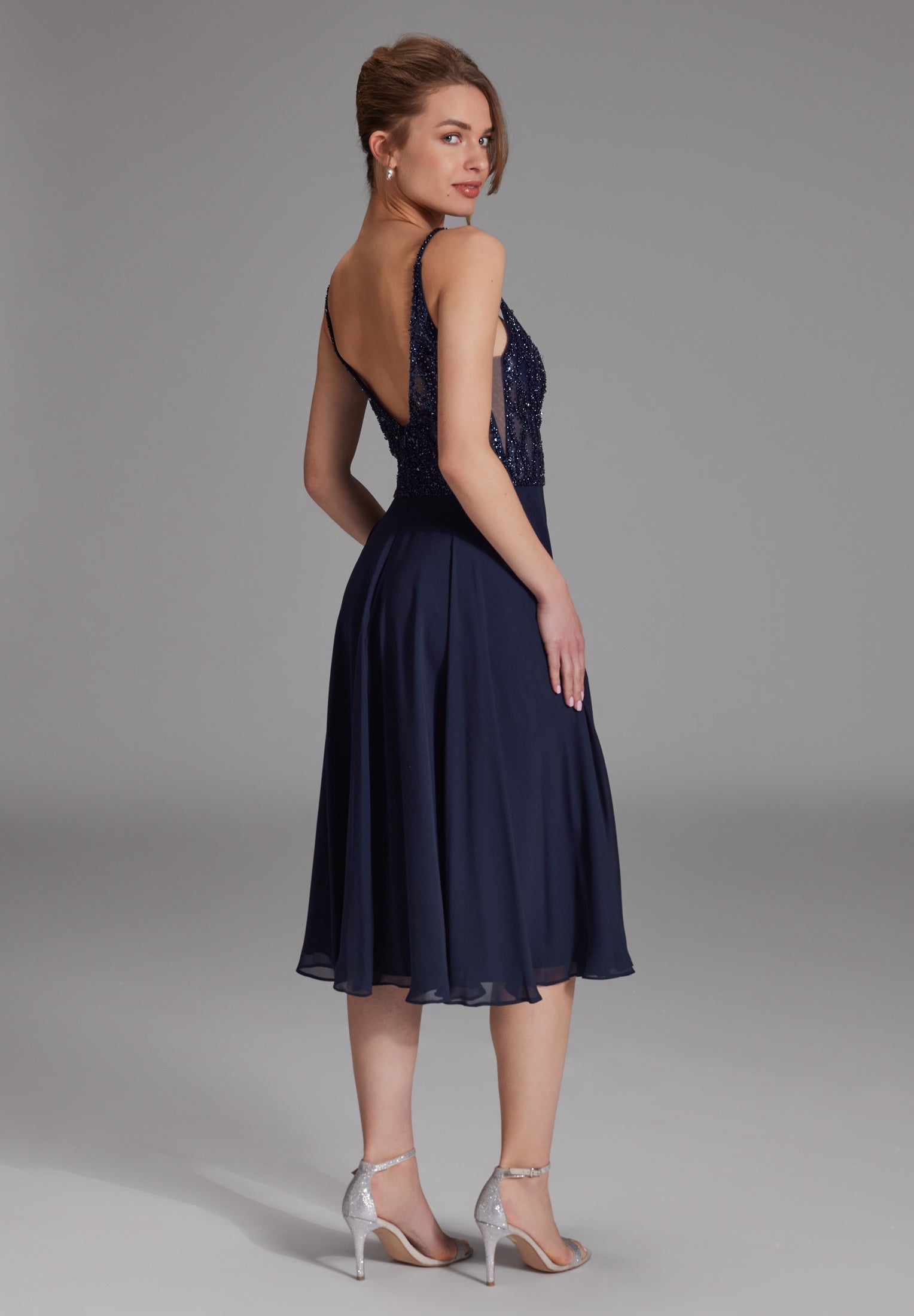 Cocktailkleid aus Materialmix