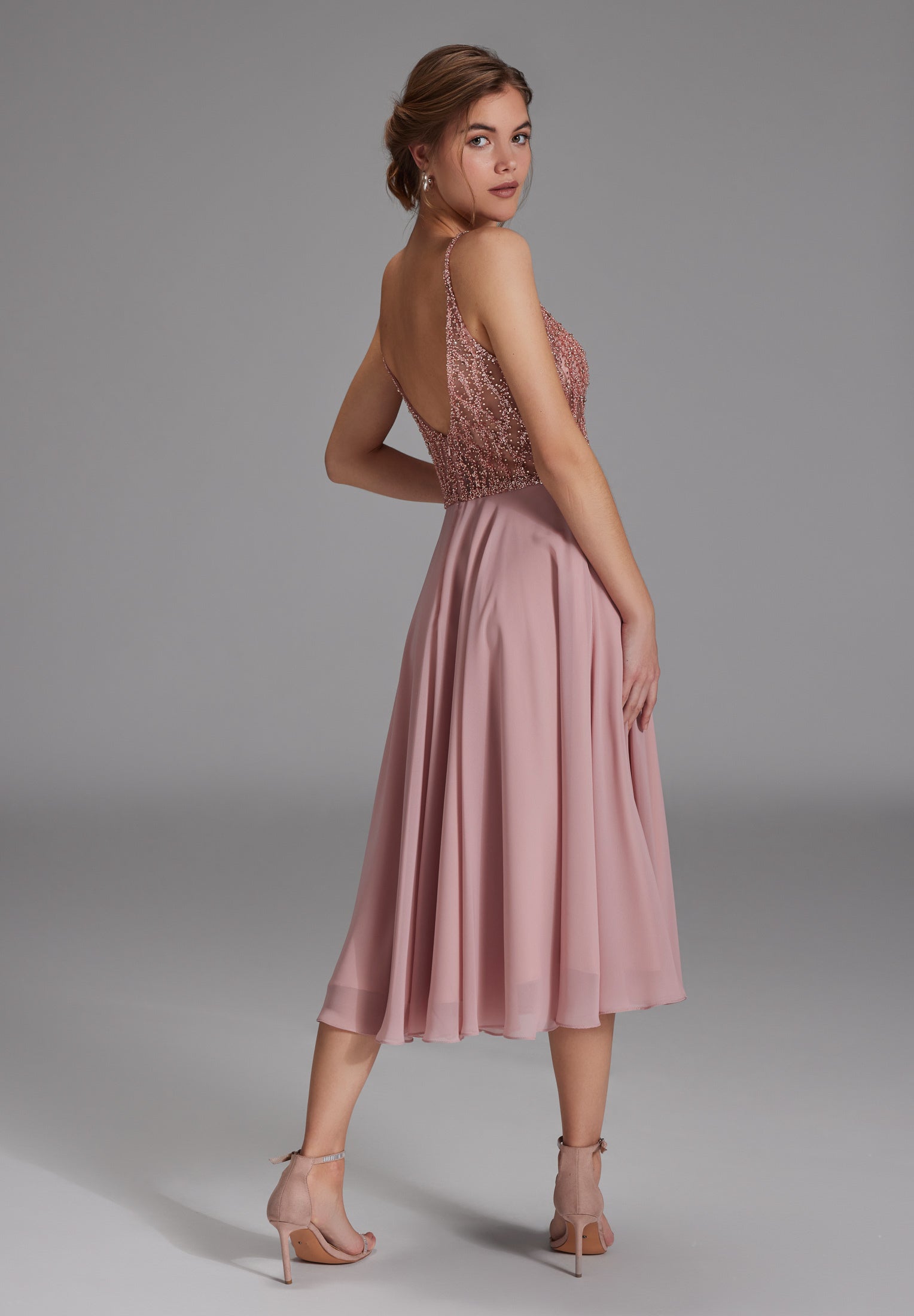 Cocktailkleid aus Materialmix