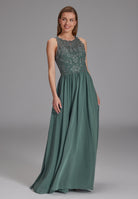 High-closed-Abendkleid mit floraler Spitze