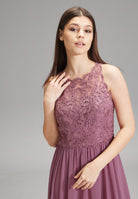 High-closed-Abendkleid mit floraler Spitze